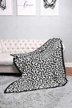 Load image into Gallery viewer, Jcl1010 Throw Blankets