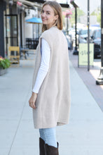 Load image into Gallery viewer, SOLID COLOR VEST APPAREL