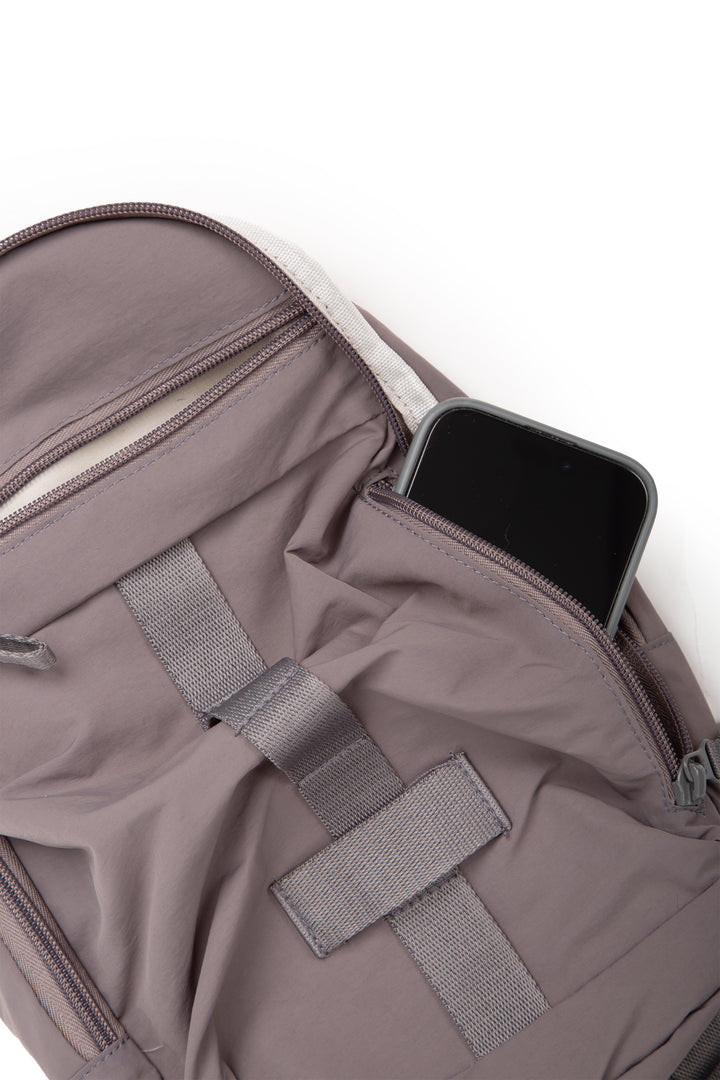 SOLID COLOR CROSSBODY SLING BAG