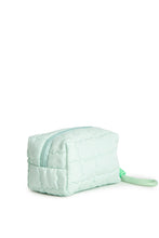 Load image into Gallery viewer, SOLID COLOR QULITED PATTERN TRAVEL POUCH

