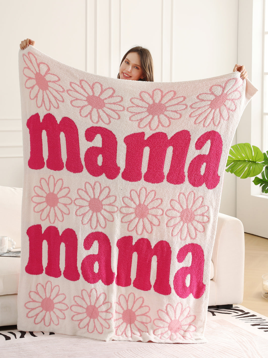 DAISY &amp; MAMA PATTERN THROW BLANKET