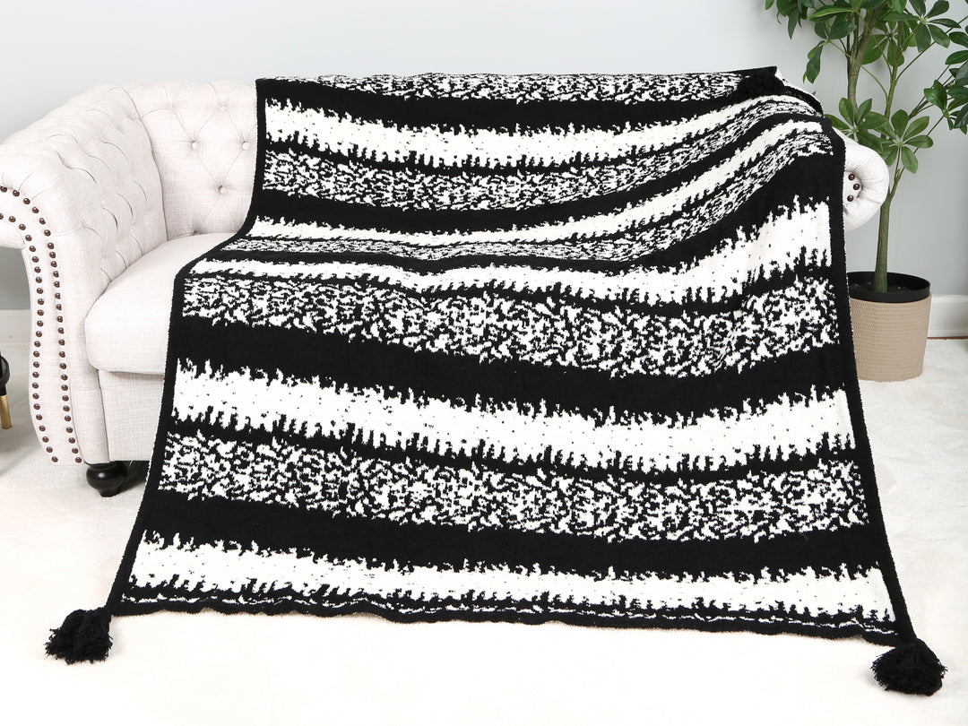 BRUSHED STRIPED PATTERN THROW BLANKET W/ TASSELS