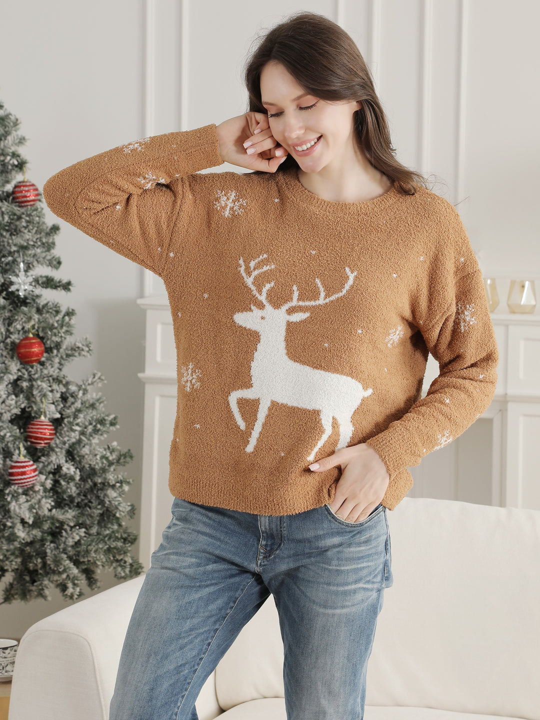 CHRISTMAS THEMED PATTERN SWEATER