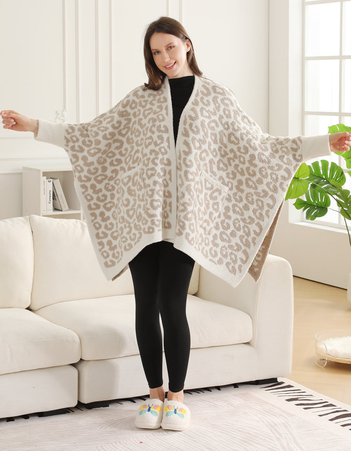 LEOPARD PATTERN WEARABLE BLANKET RUANA