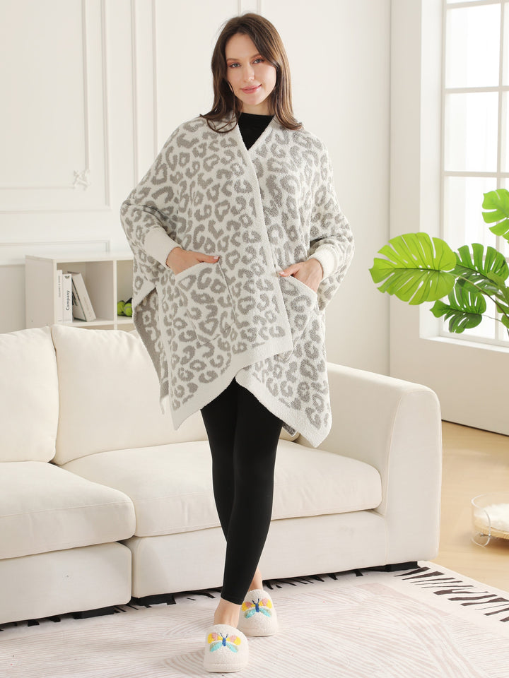 LEOPARD PATTERN WEARABLE BLANKET RUANA