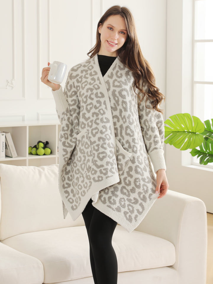 LEOPARD PATTERN WEARABLE BLANKET RUANA