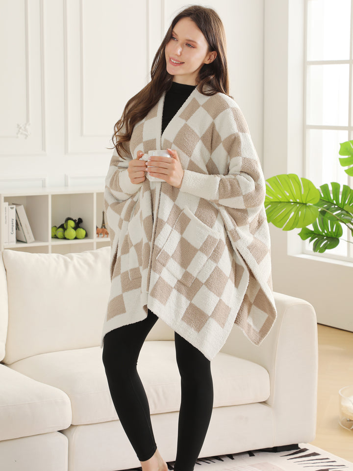 CHECKERED PATTERN WEARABLE BLANKET RUANA