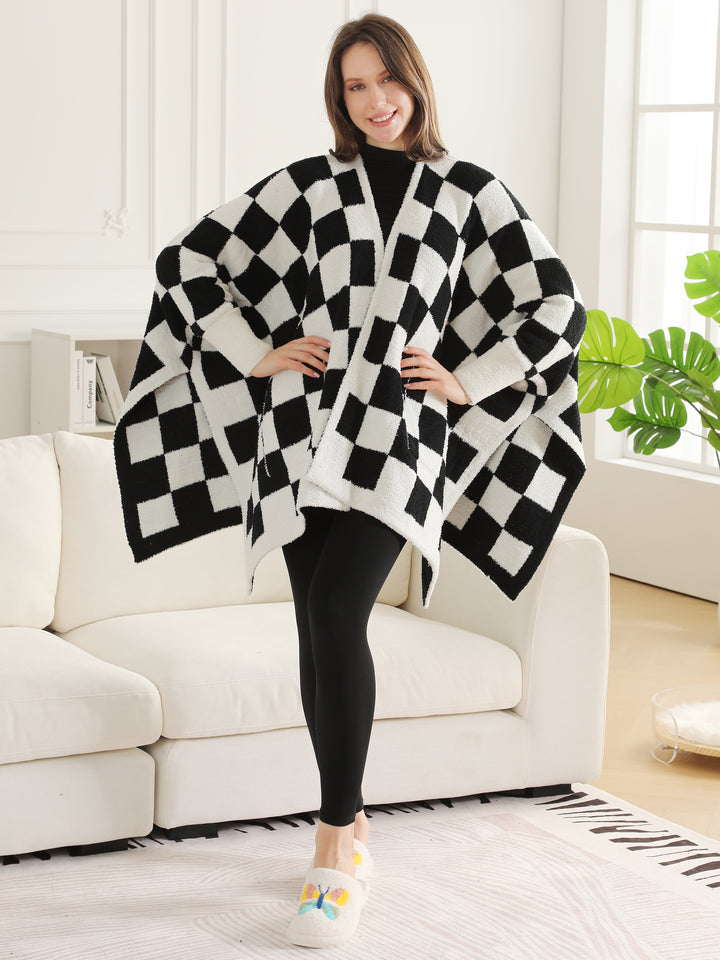 CHECKERED PATTERN WEARABLE BLANKET RUANA