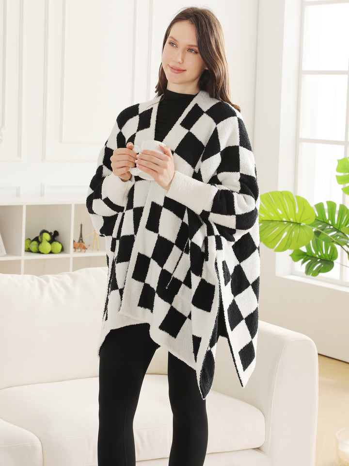 CHECKERED PATTERN WEARABLE BLANKET RUANA