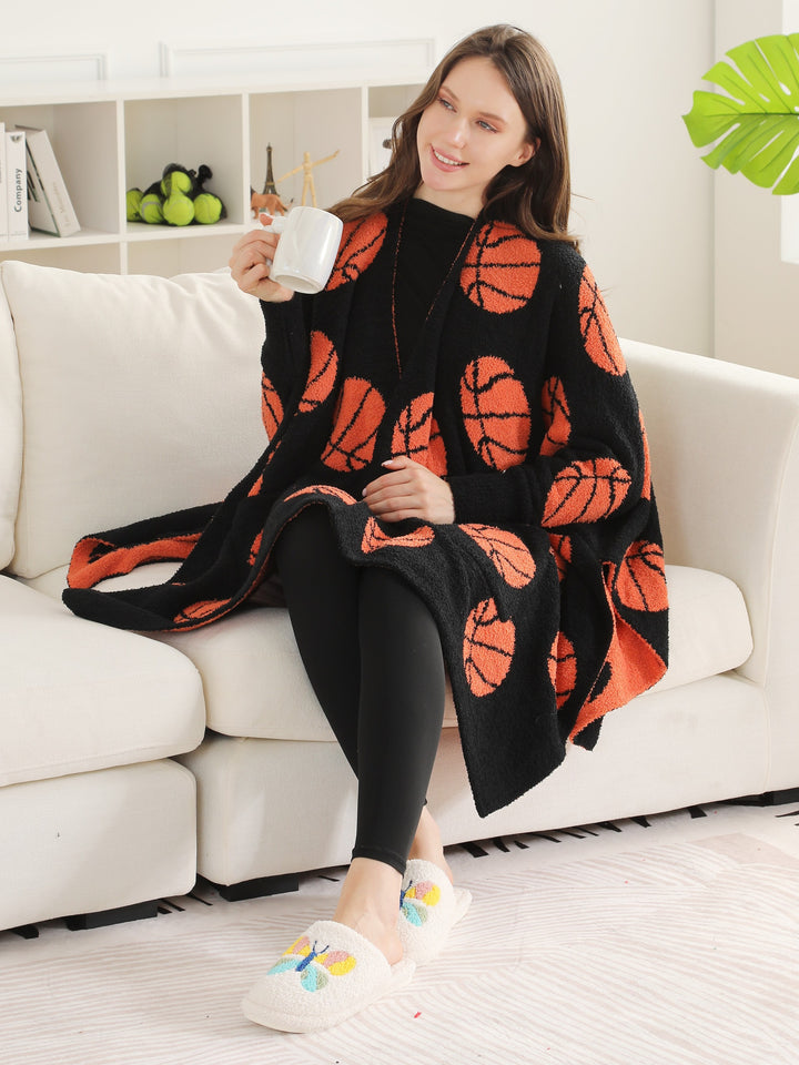 SPORTS PATTERN WEARABLE BLANKET RUANA