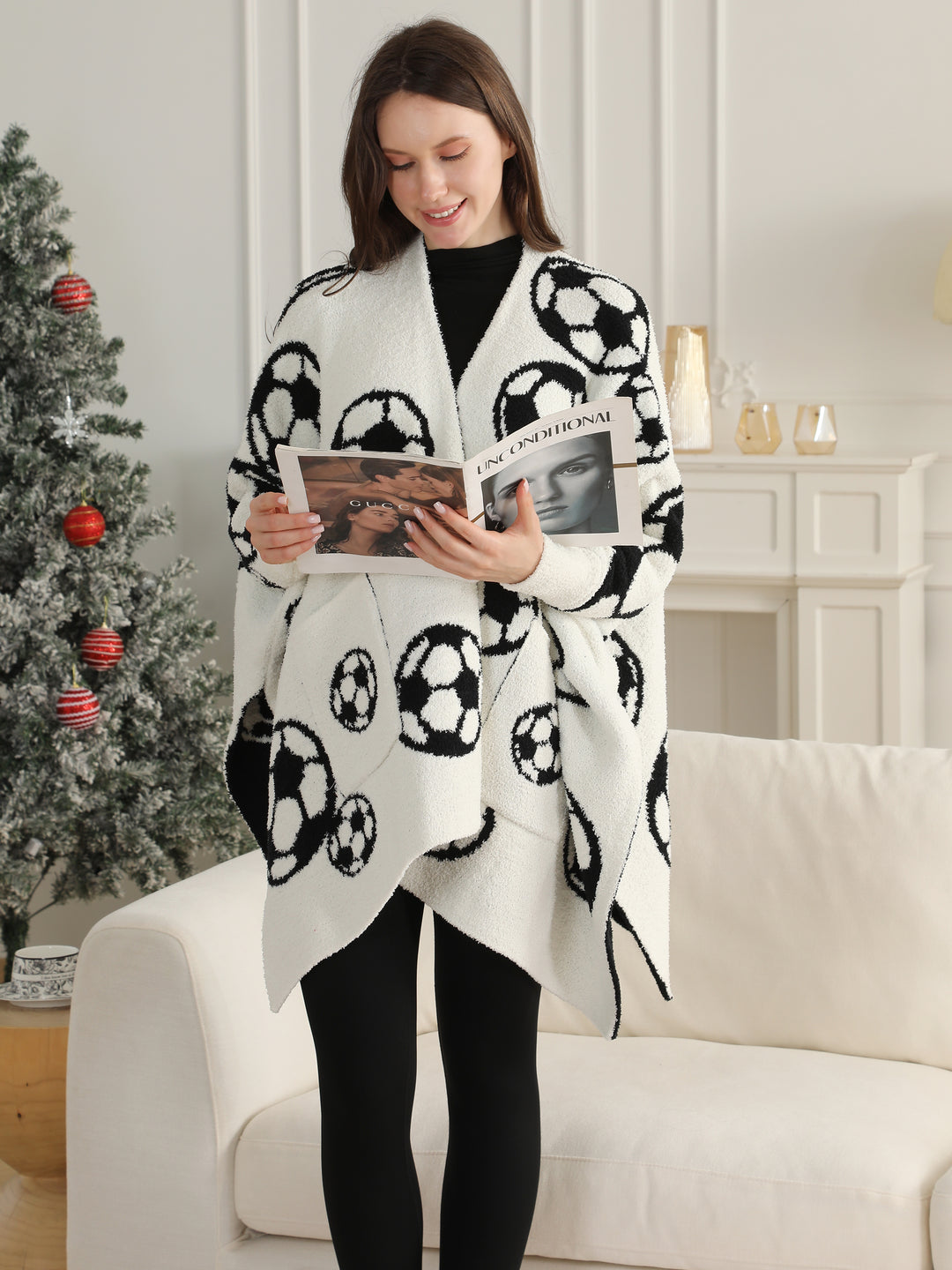 SPORTS PATTERN WEARABLE BLANKET RUANA