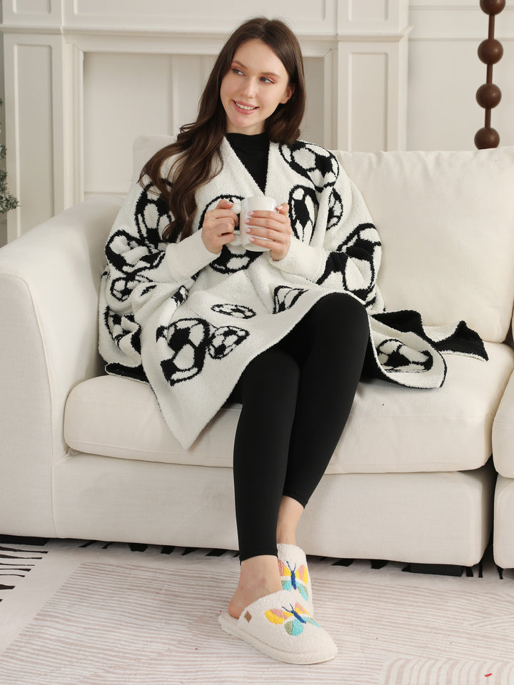 SPORTS PATTERN WEARABLE BLANKET RUANA