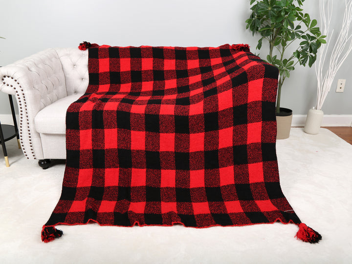 BUFFALO CHECK PATTERN THROW BLANKET W/ TASSELS