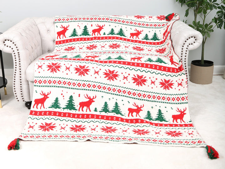 CHRISTMAS THEMED PATTERN THROW BLANKET W/ TASSELS