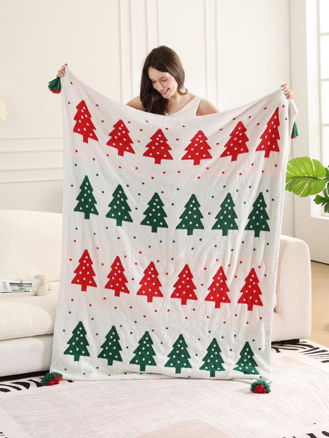 CHRISTMAS THEMED PATTERN THROW BLANKET W/ TASSELS