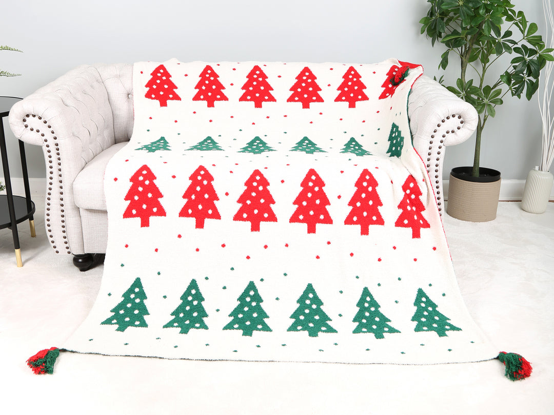 CHRISTMAS THEMED PATTERN THROW BLANKET W/ TASSELS