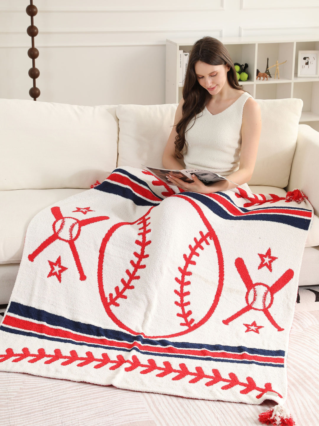 SPORTS PATTERN THROW BLANKET W/ TASSELS