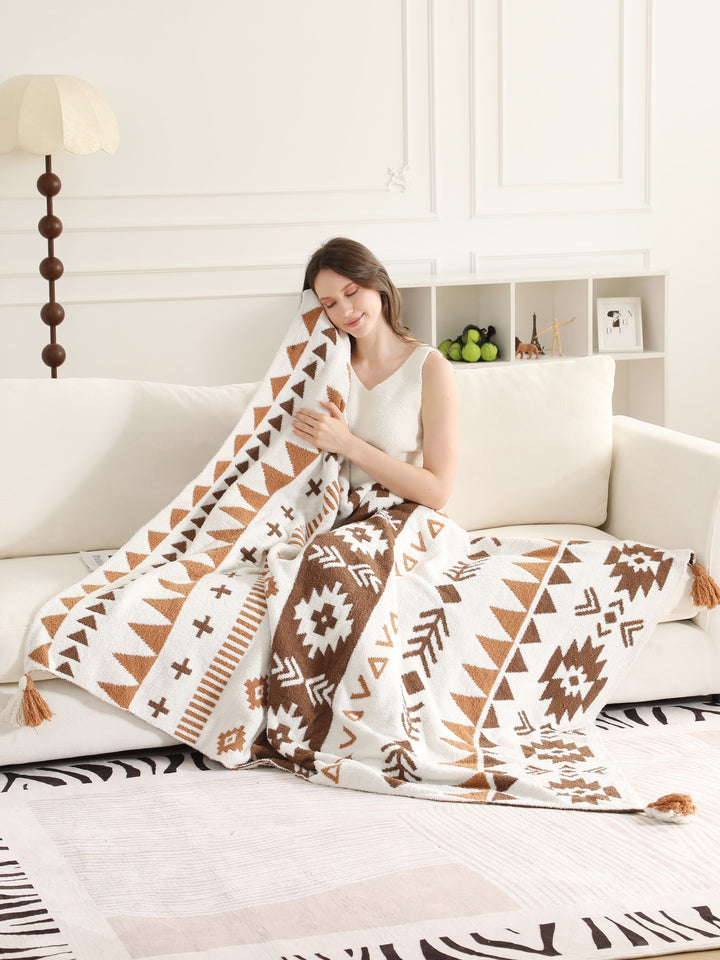 TRIBAL PATTERN THROW BLANKET W/ TASSELS