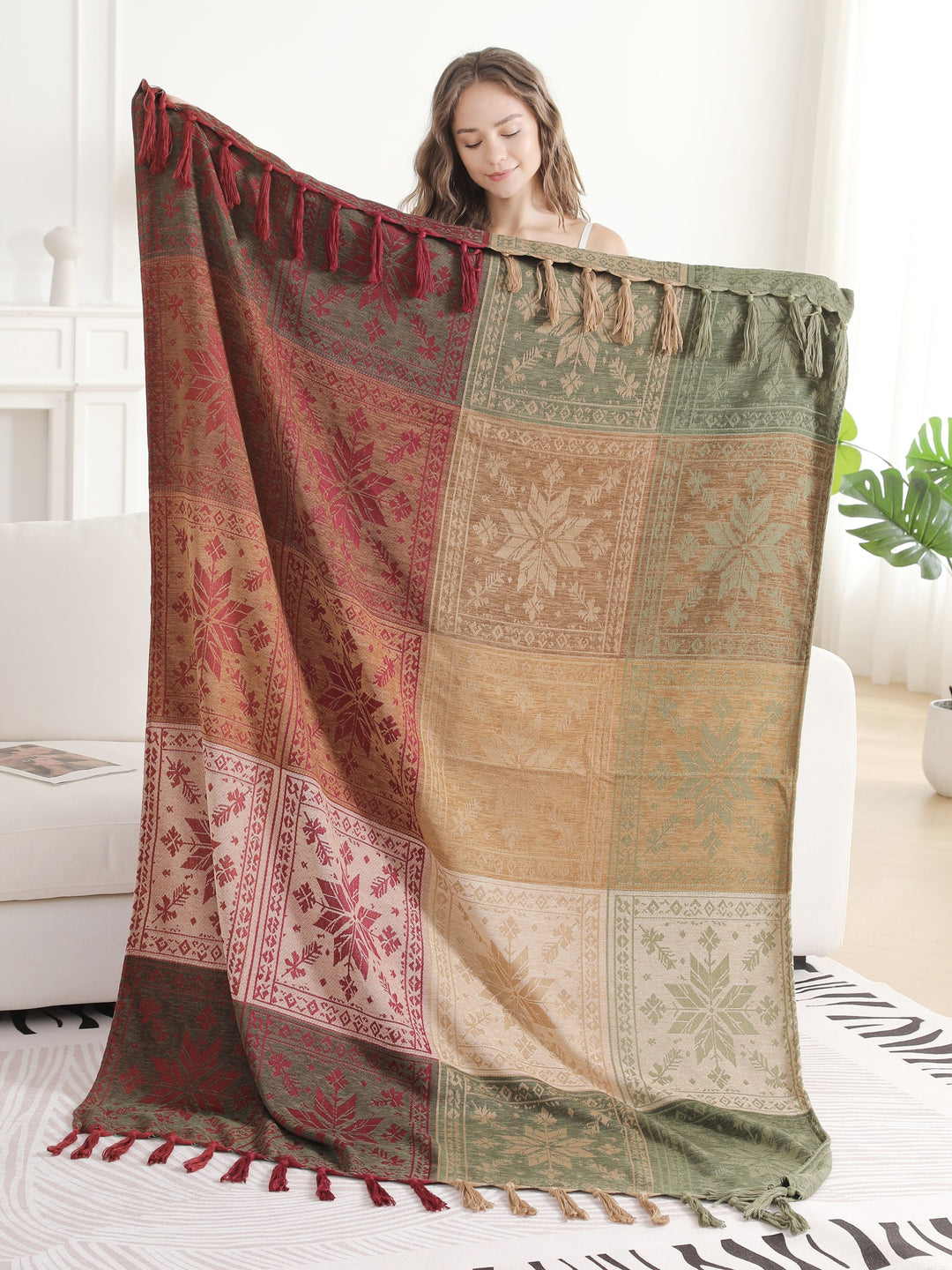 SNOWFLAKE PATTERN THROW BLANKET W/ FRINGE