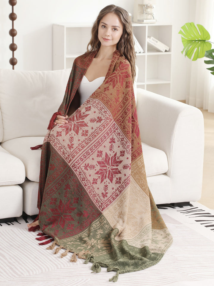 SNOWFLAKE PATTERN THROW BLANKET W/ FRINGE