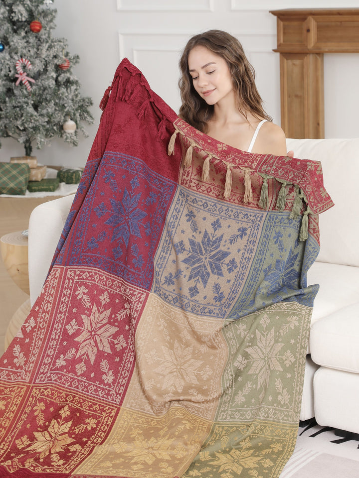 SNOWFLAKE PATTERN THROW BLANKET W/ FRINGE