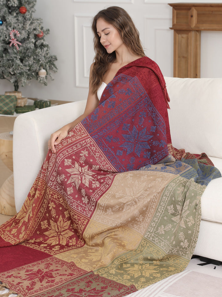 SNOWFLAKE PATTERN THROW BLANKET W/ FRINGE