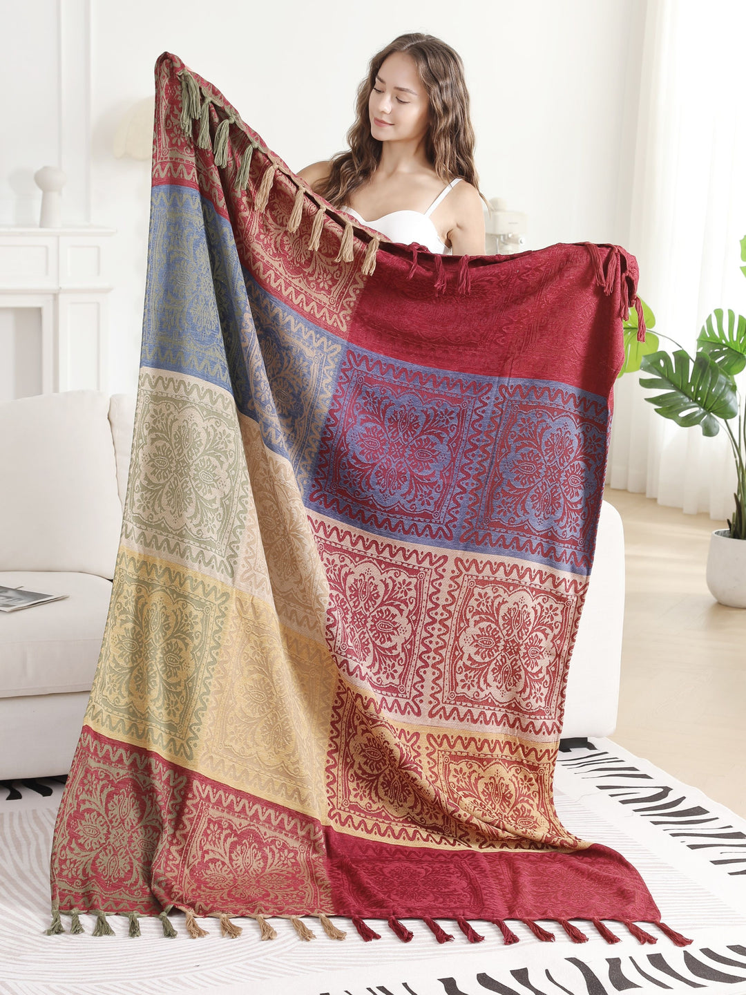 FLORAL PATTERN THROW BLANKET W/ FRINGE