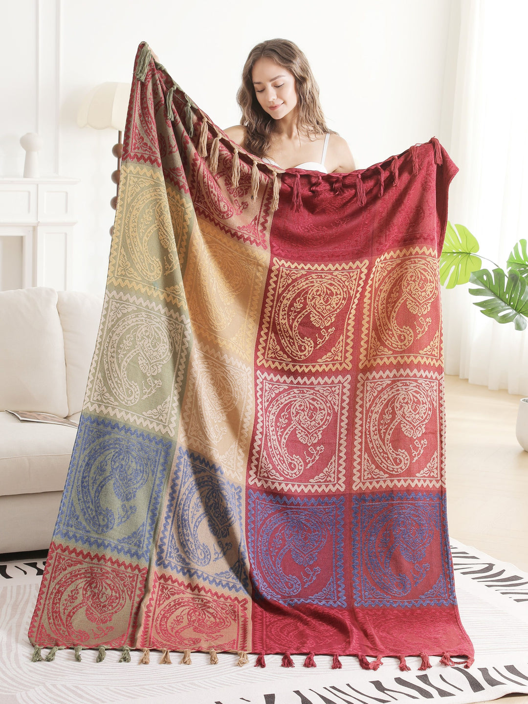 PAISLEY PATTERN THROW BLANKET W/ FRINGE