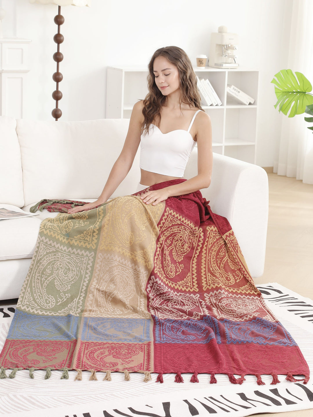 PAISLEY PATTERN THROW BLANKET W/ FRINGE