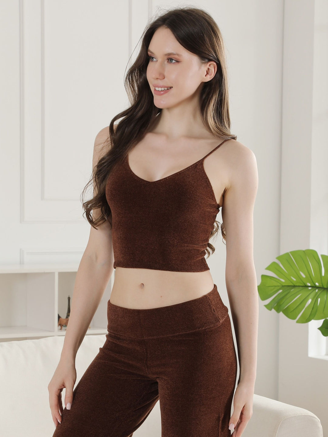 SOLID COLOR CAMISOLE TOP
