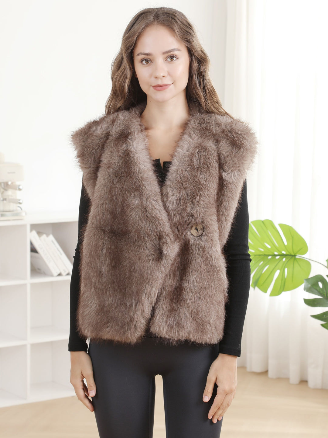 SOLID COLOR VEST