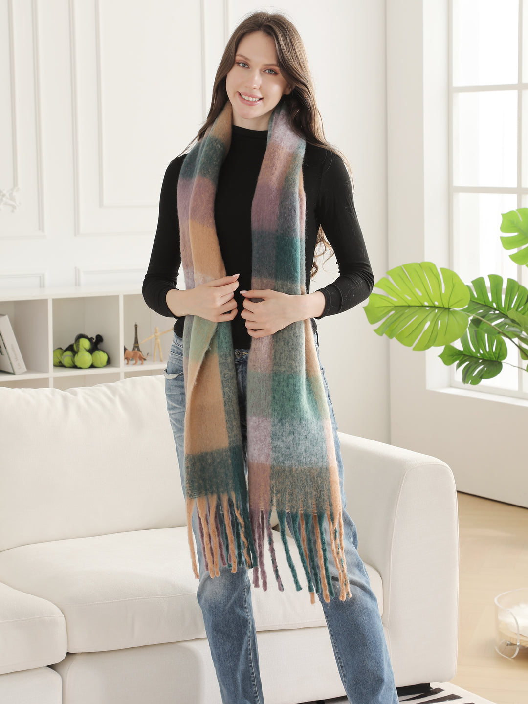 PLAID PATTERN SCARF