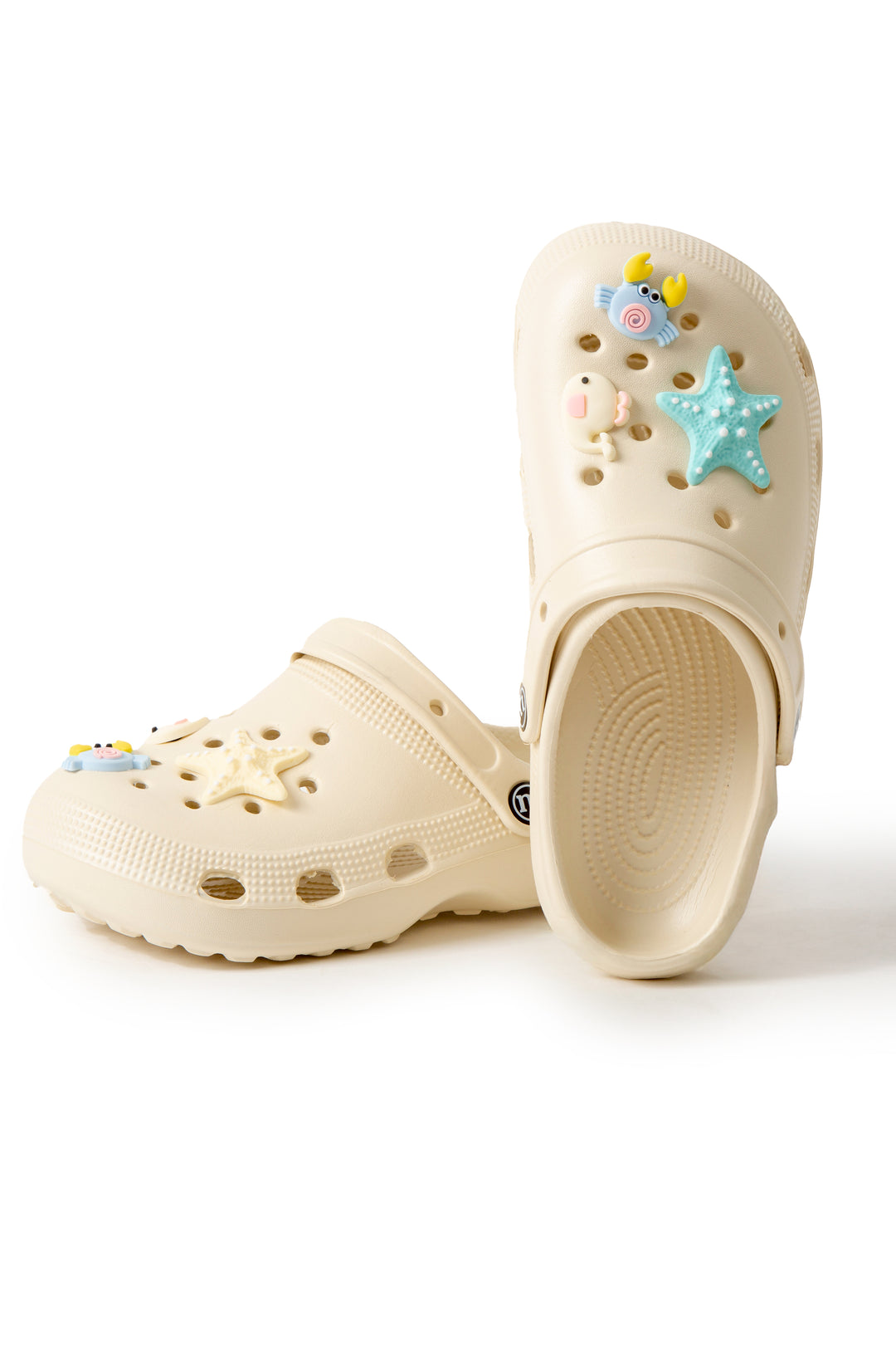 WOMEN&