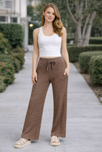 Load image into Gallery viewer, SOLID COLOR PANTS
