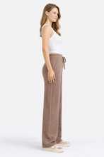 Load image into Gallery viewer, SOLID COLOR PANTS
