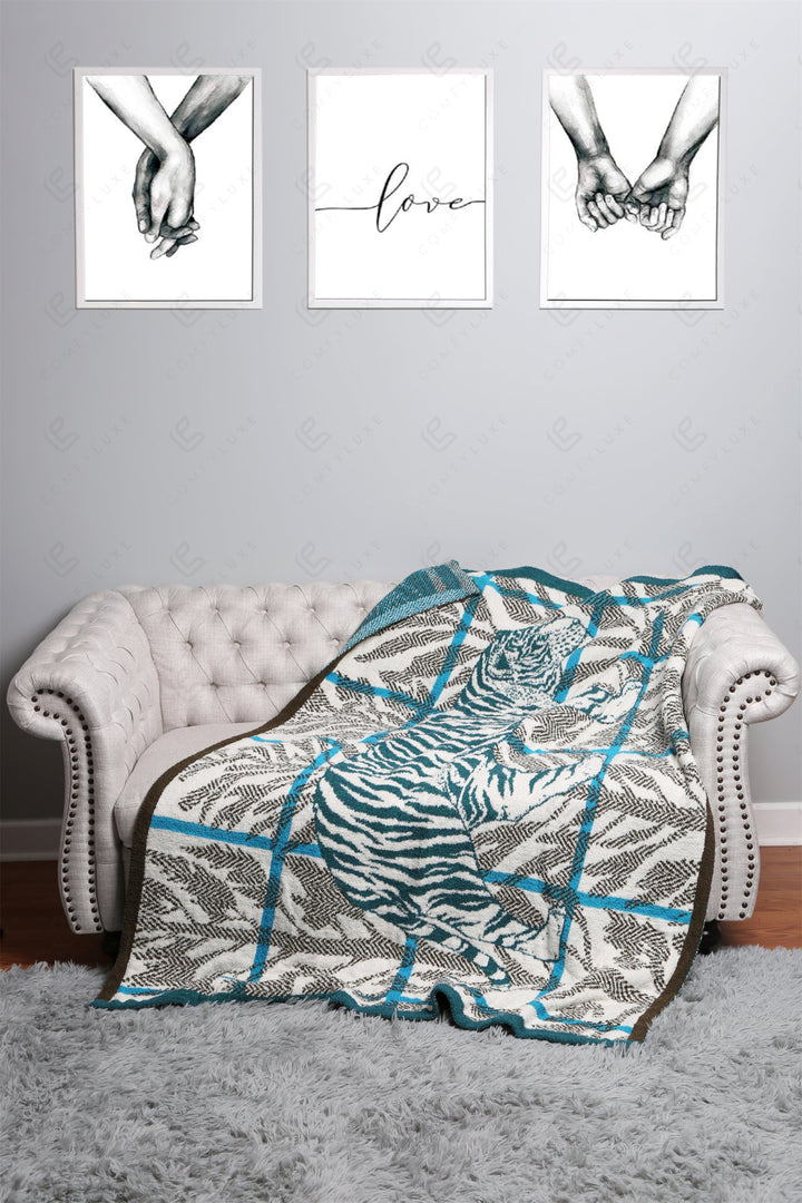 Jcl4301 Throw Blankets