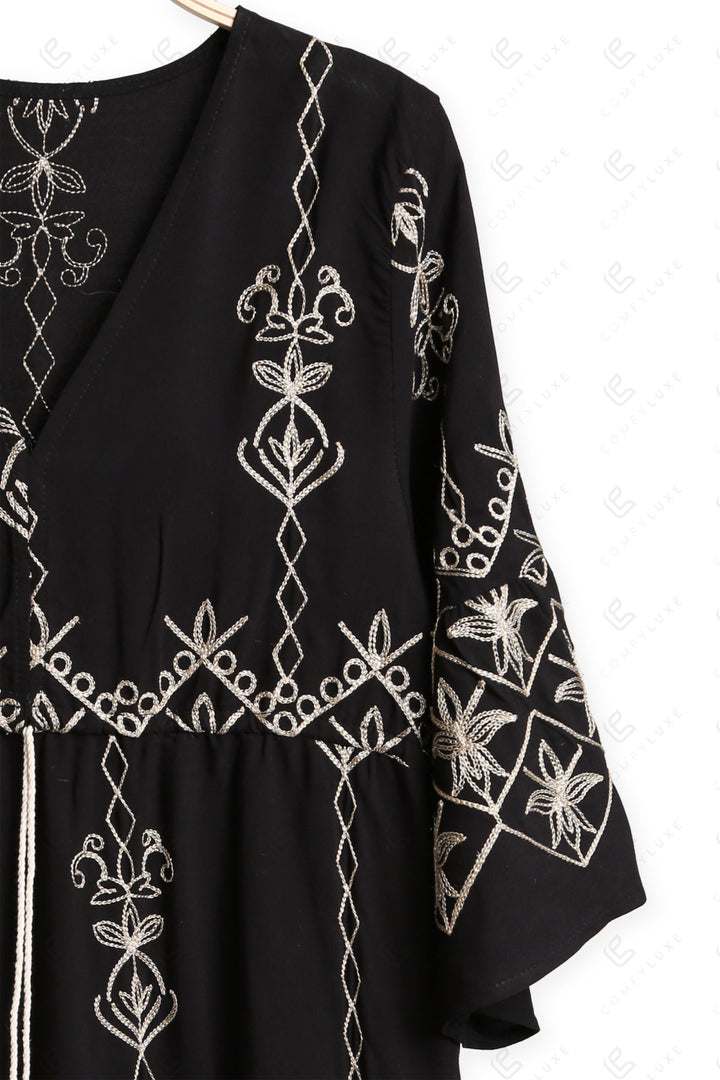 JP6011 BLACK APPAREL