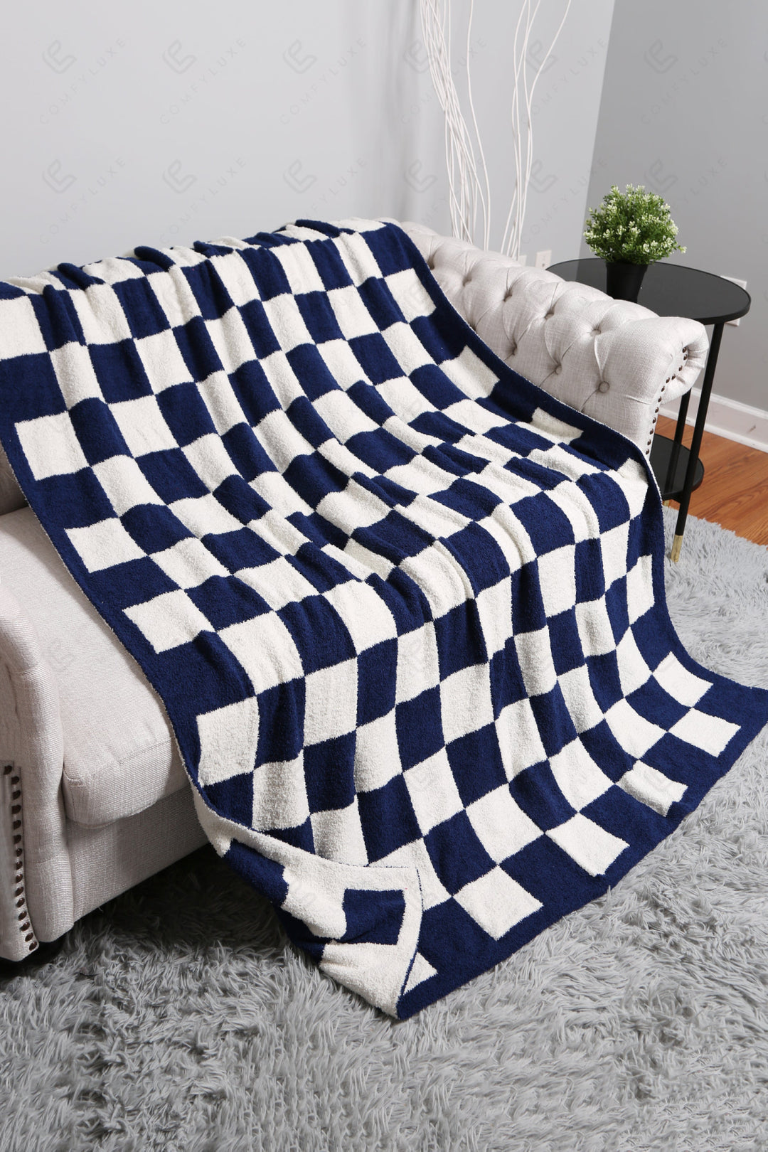 Jcl4316 Navy Throw Blankets