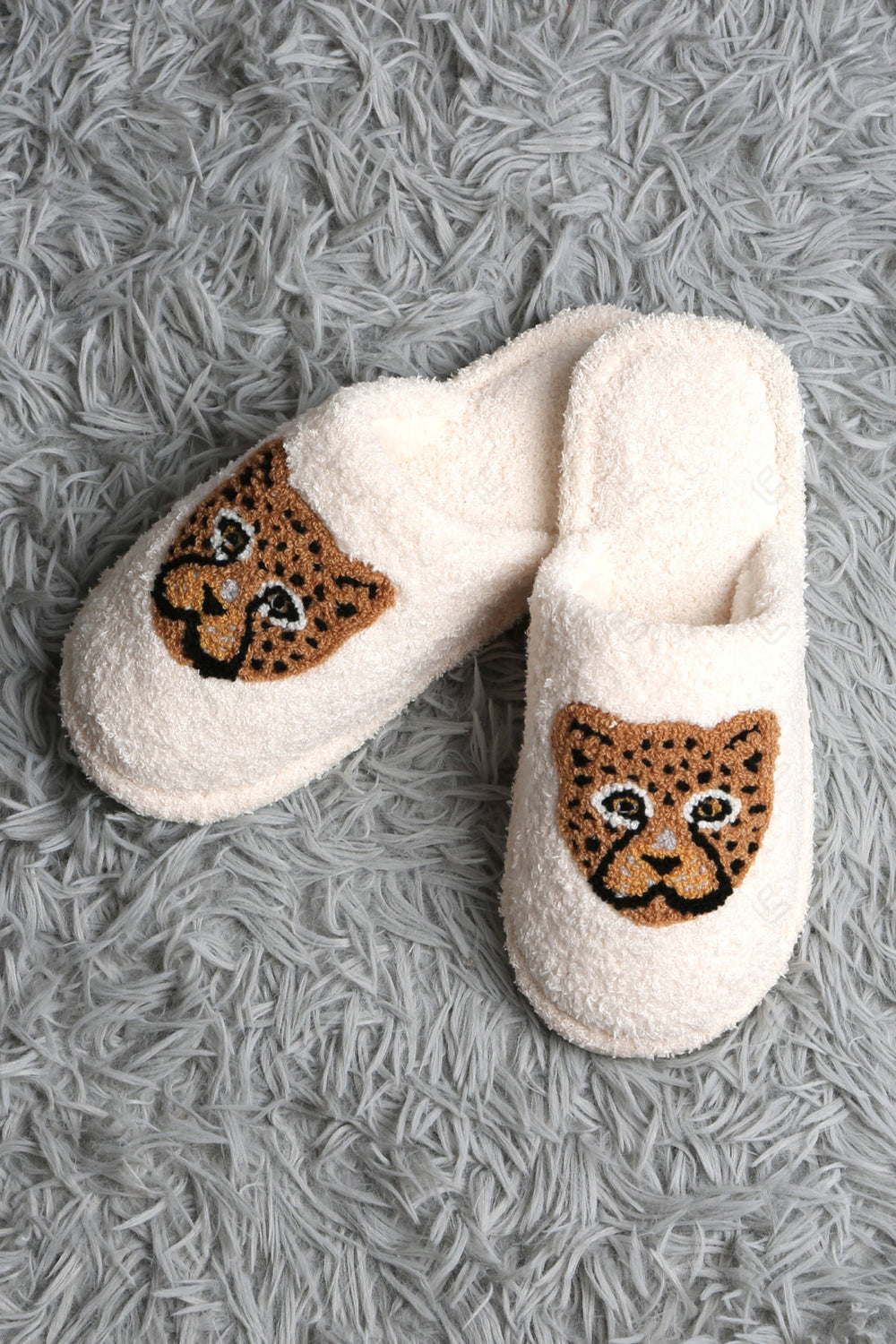 LEOPARD PATTERN SLIPPERS SLIPPERS/SLIDES