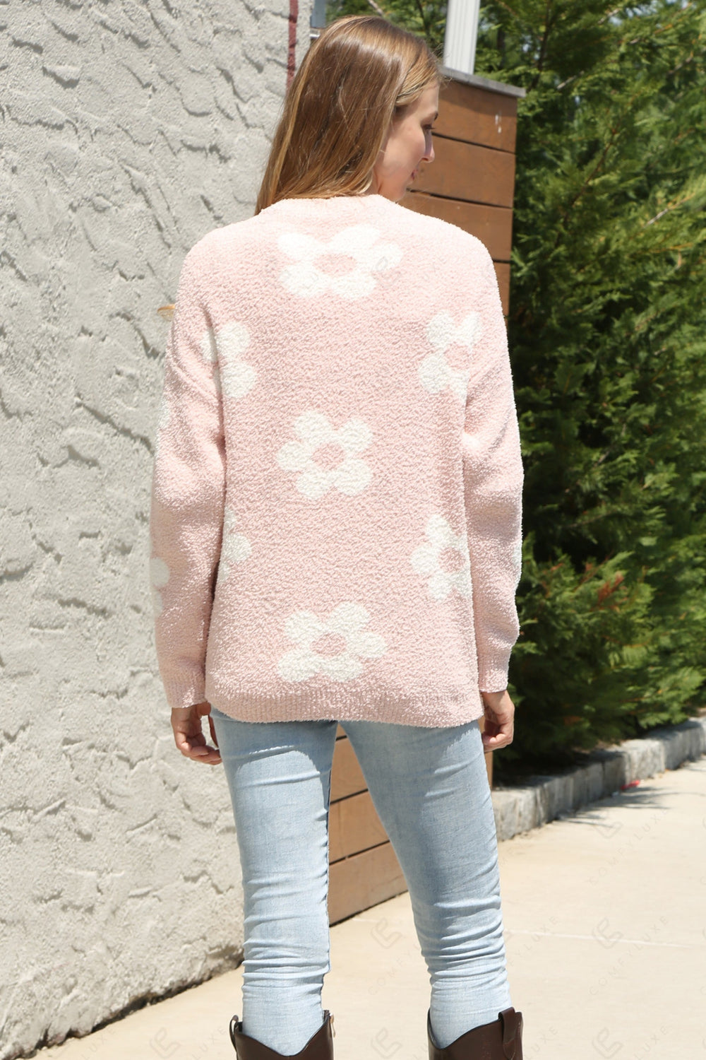 DAISY PATTERN SWEATER APPAREL