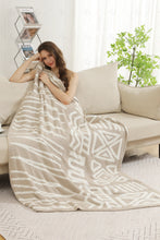 Load image into Gallery viewer, Jcl6010 Beige Throw Blankets

