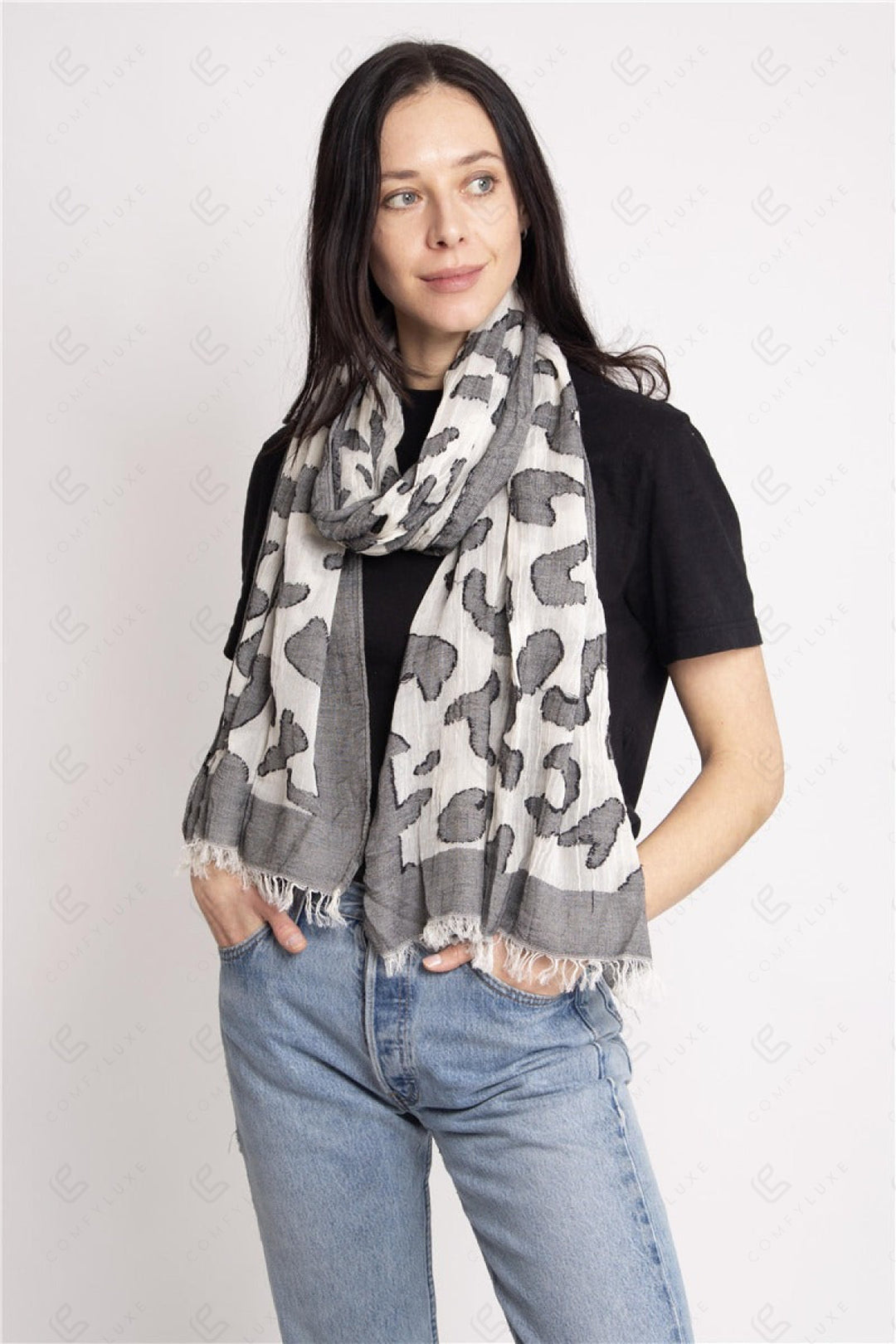 BLACK-SWATCH