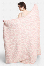 Load image into Gallery viewer, Jcl1010 Pink Throw Blankets
