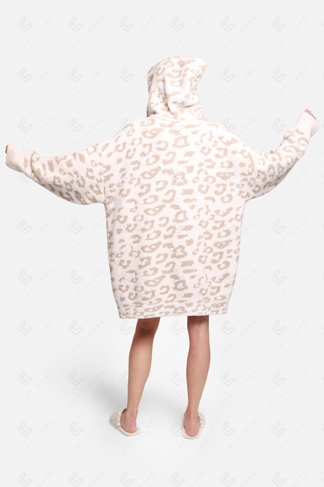 LEOPARD PATTERN WEARABLE BLANKET APPAREL