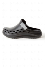 Load image into Gallery viewer, MEN’S SOLID COLOR CLOGS SLIPPERS/SLIDES
