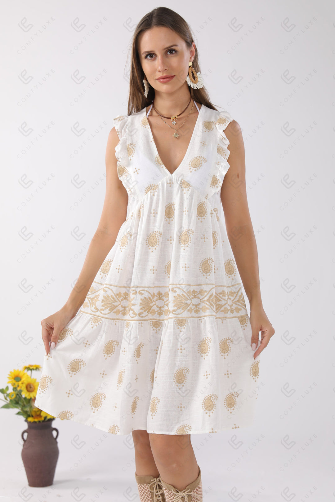JP6004 WHITE/BEIGE APPAREL