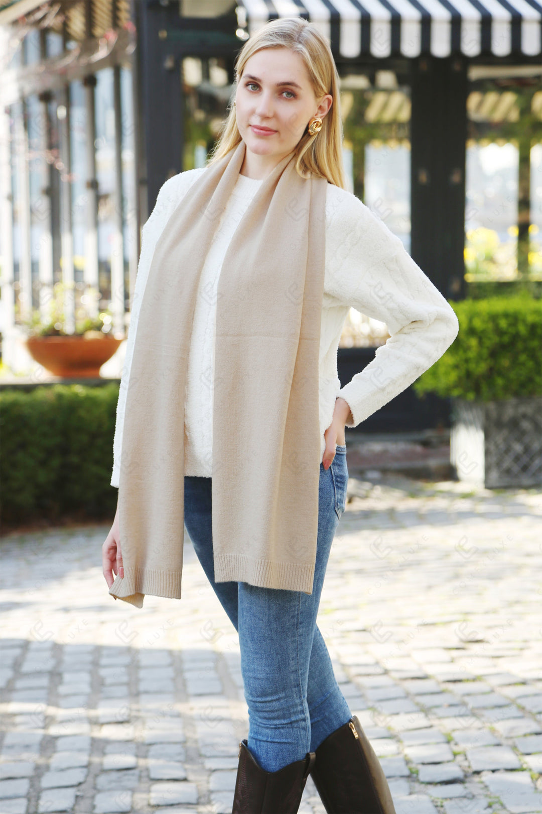 Js2401 Scarves