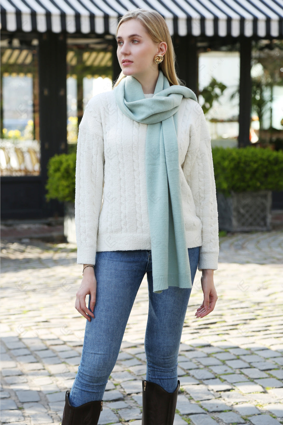 Js2401 Scarves