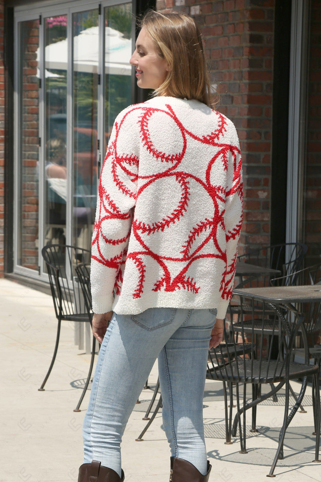 SPORTS PATTERN SWEATER APPAREL