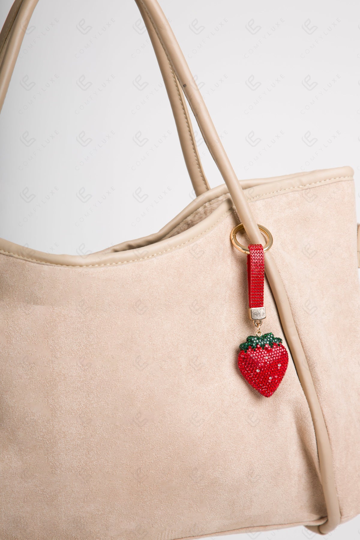 STRAWYBERRY KEYCHAIN/BAG CHARM KEYCHAINS